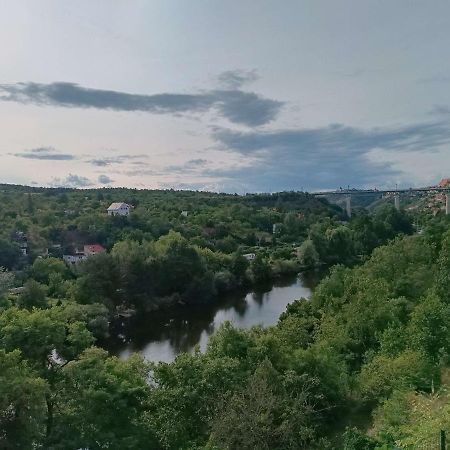Apartmany Nad Splavem 兹诺伊莫 外观 照片