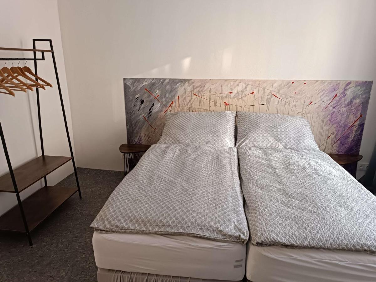 Apartmany Nad Splavem 兹诺伊莫 外观 照片